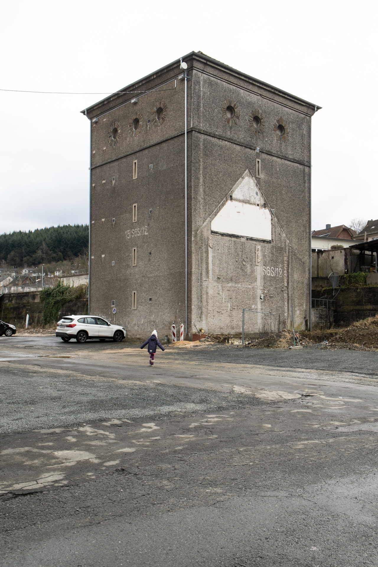 Hochbetonbunker in der Fludersbach (Bild fotofreund-si.de)