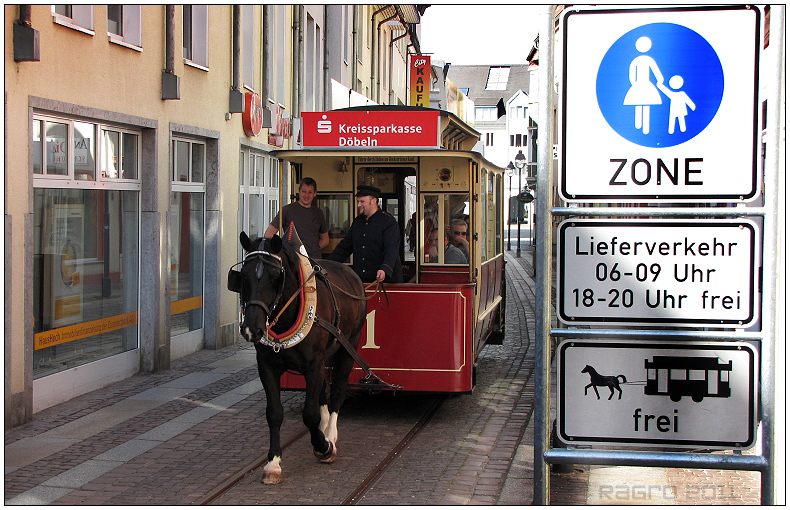 Ein PS Hafermotor - Tram  (Foto/ bus &amp; nahverkehr)