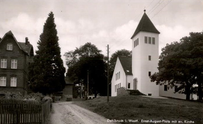 Die ev. Kirche in Dahbruch 1954 (Foto Postkarte)